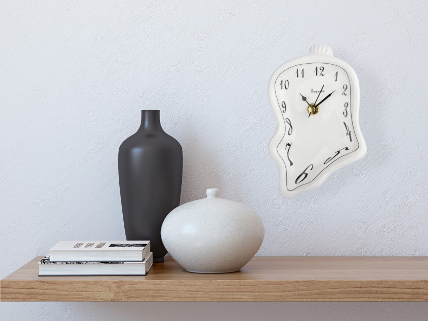 Reloj de cerámica esmaltada en blanco y negro