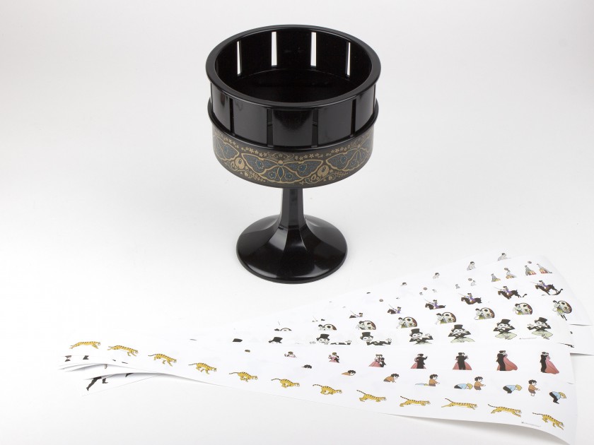 Zoetrope shown in full view