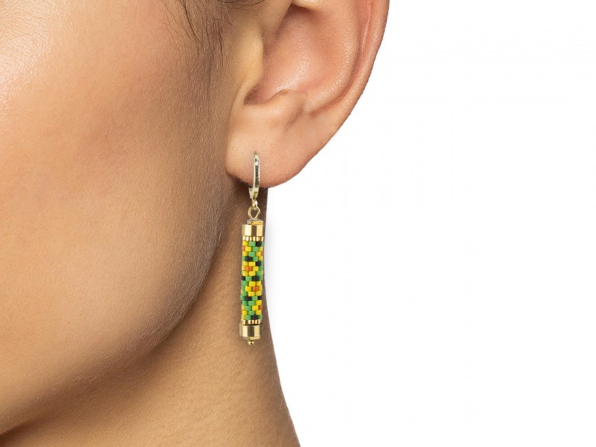 pair of Miyuki pearl earrings