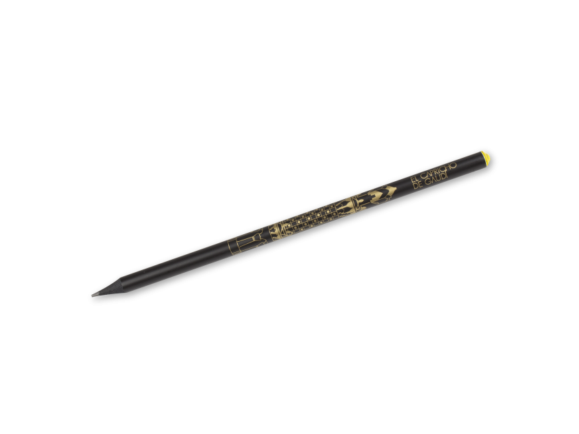 7 llapis negres amb el logotip del Capricho imprès en daurat i amb un cristall a la punta