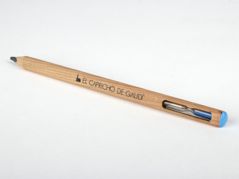 llapis de fusta amb rellotges de sorra de colors incrustats