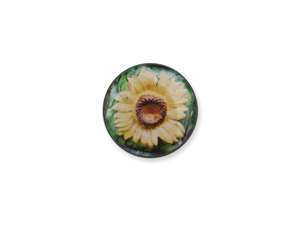 round magnet with a photo of an azulejo in the shape of a sunflower