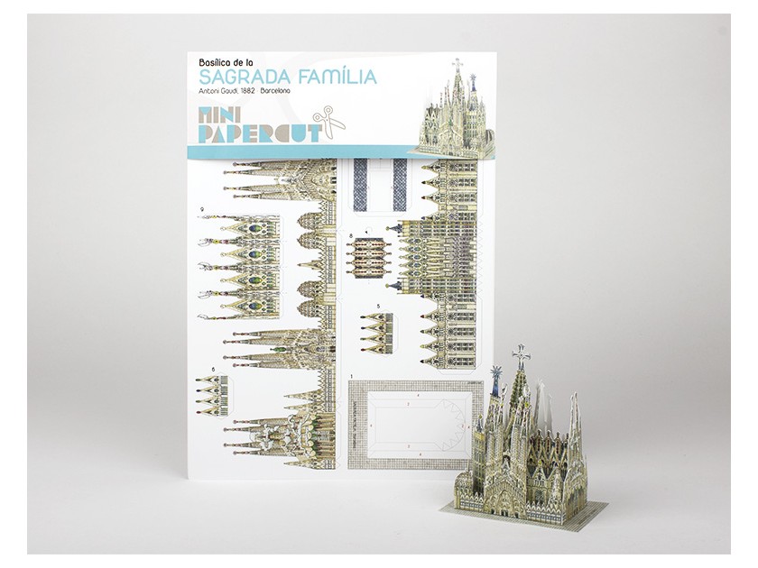 Maquette papier de la Sagrada Família