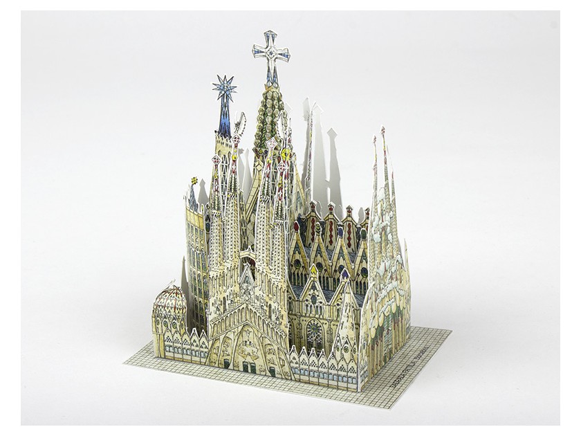 maqueta de papel de la Sagrada Família