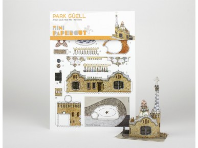 paper model of the Park Güell pavilion