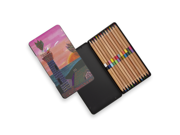caja de lápices de colores, con la tapa impresa con un dibujo de la torre del Capricho de Gaudí