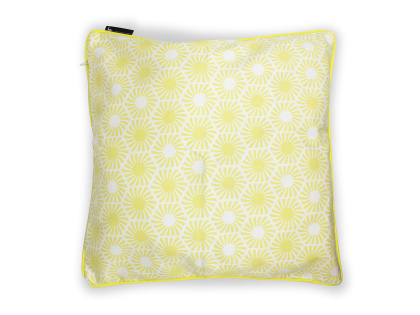 housse de coussin jaune imprimé de motifs hexagonaux