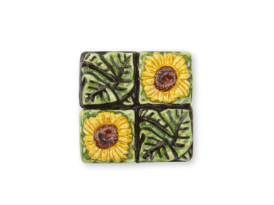 magnet en céramique émaillé représentant des fleurs et des feuilles de tournesol