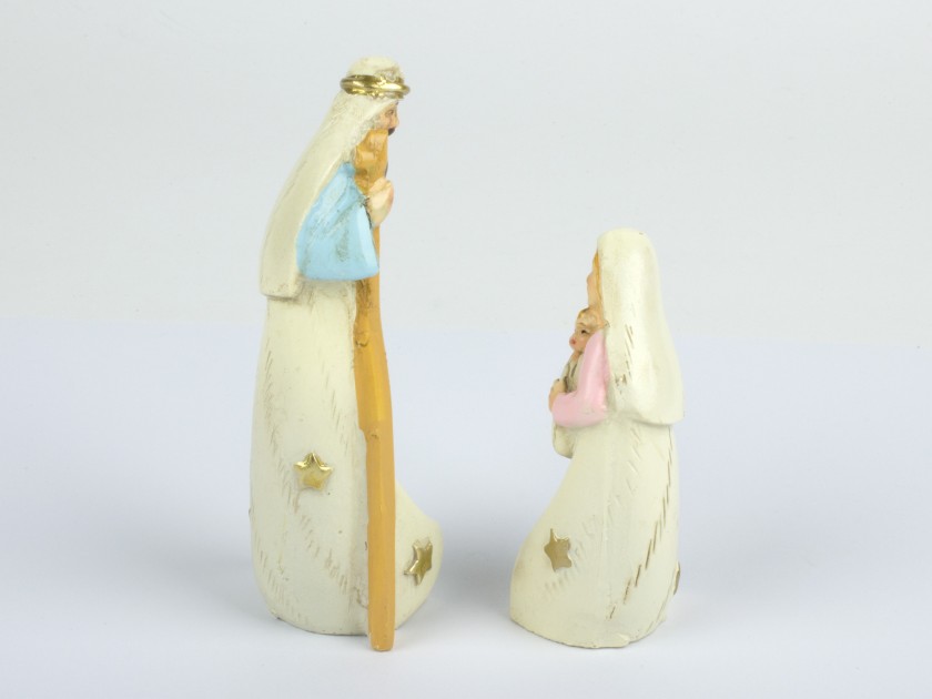 santons représentant les personnages de Joseph et Marie